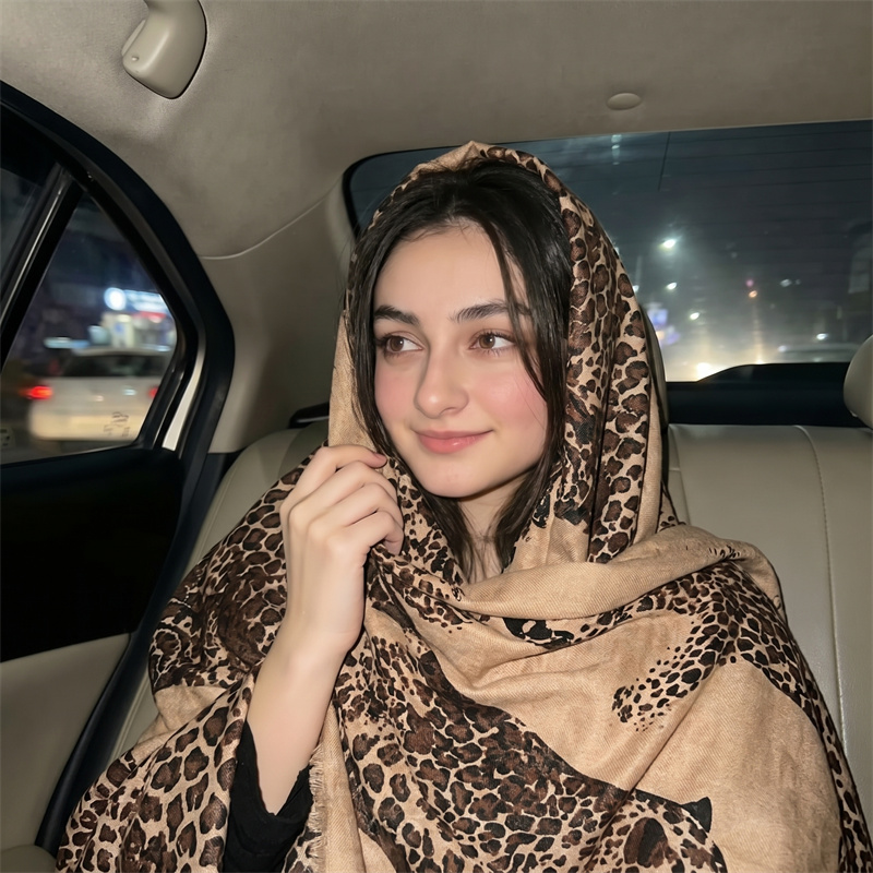 Vintage Leopard Print Hijab an - Vintage Fashion Wear ulasan dan harga
