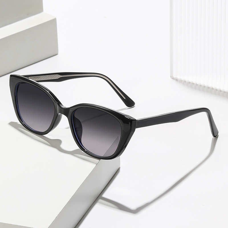 SEAMERGO Vintage Cat-eye Style - Vintage Fashion Photography ulasan dan harga
